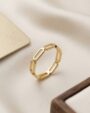 Geometric Link Band Ring