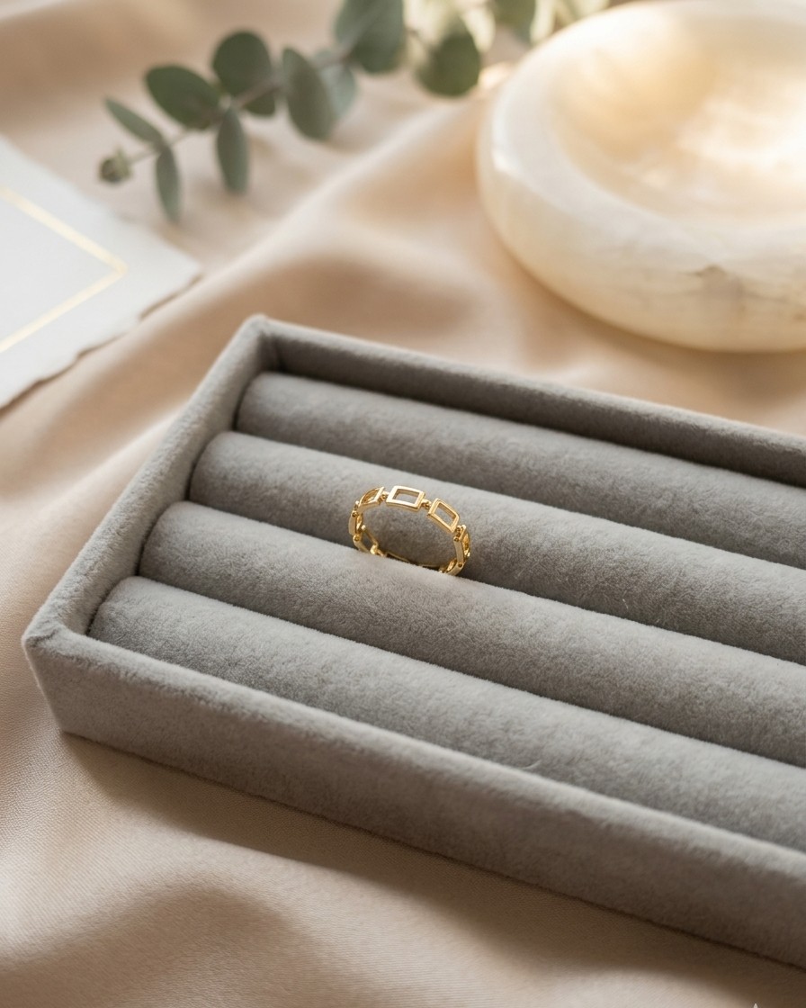 Golden Rectangle Link Ring