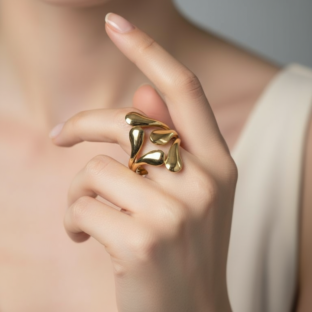 Abstract Wave Adjustable Ring – Gold Finish